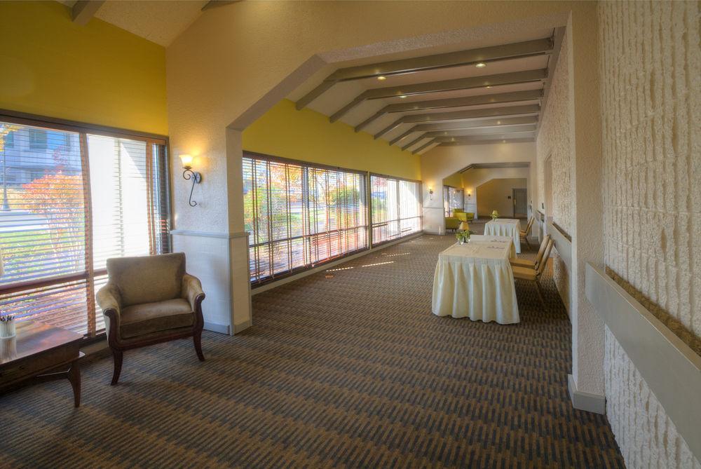 Inn At The Commons Medford Ngoại thất bức ảnh