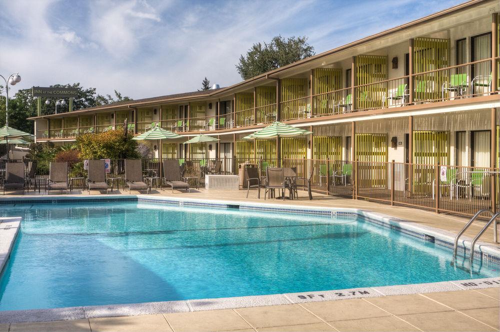 Inn At The Commons Medford Ngoại thất bức ảnh