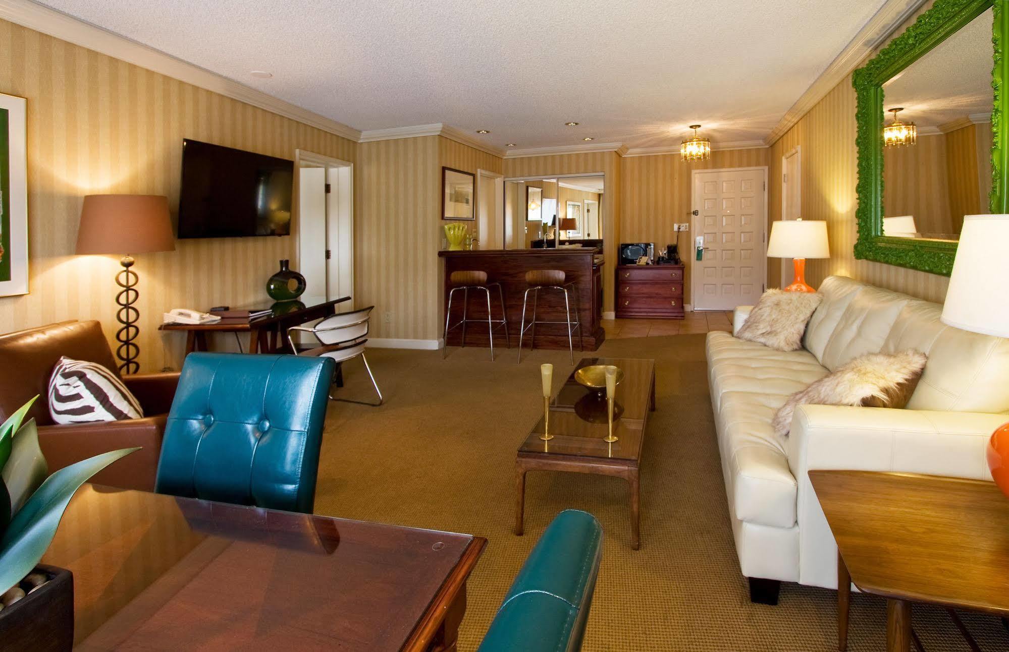 Inn At The Commons Medford Ngoại thất bức ảnh
