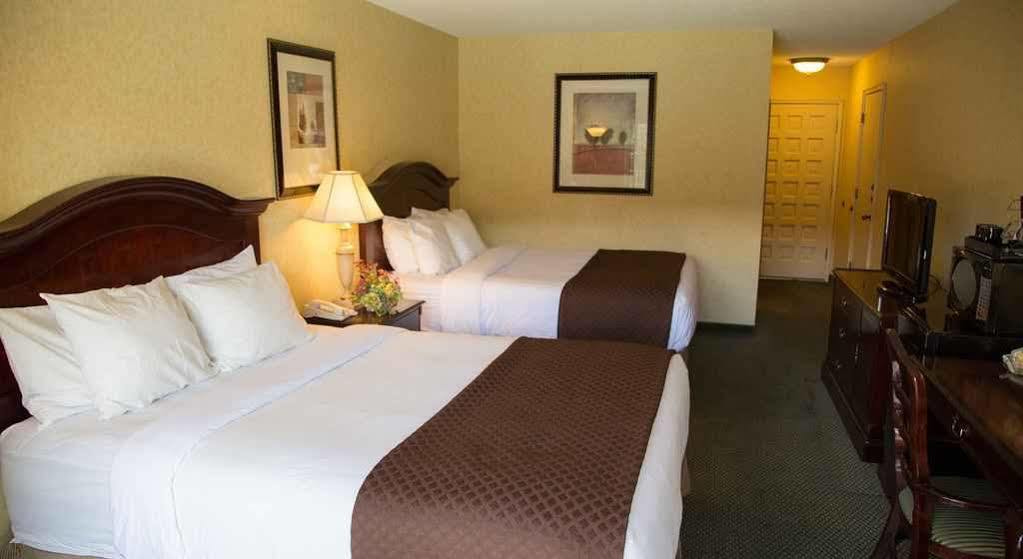 Inn At The Commons Medford Ngoại thất bức ảnh