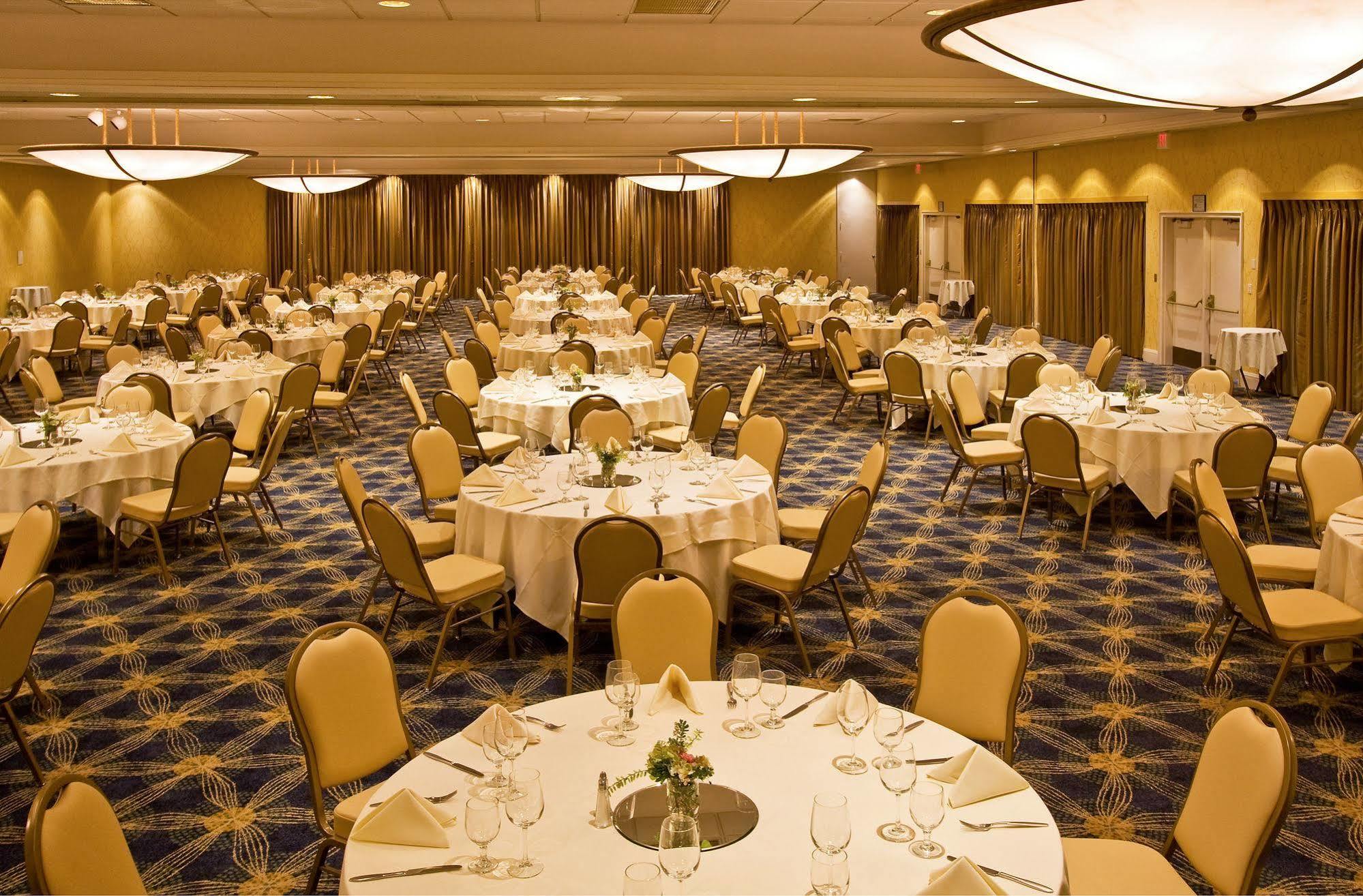 Inn At The Commons Medford Ngoại thất bức ảnh