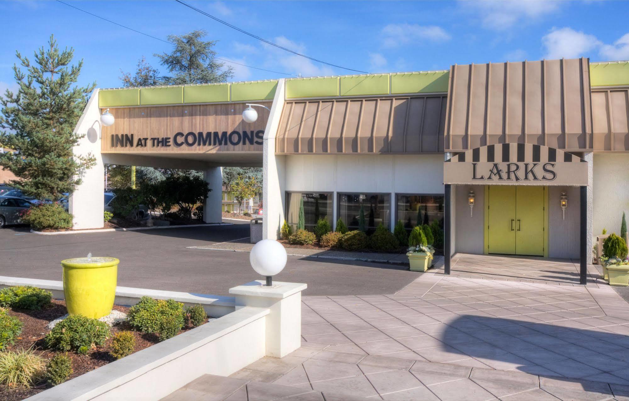 Inn At The Commons Medford Ngoại thất bức ảnh