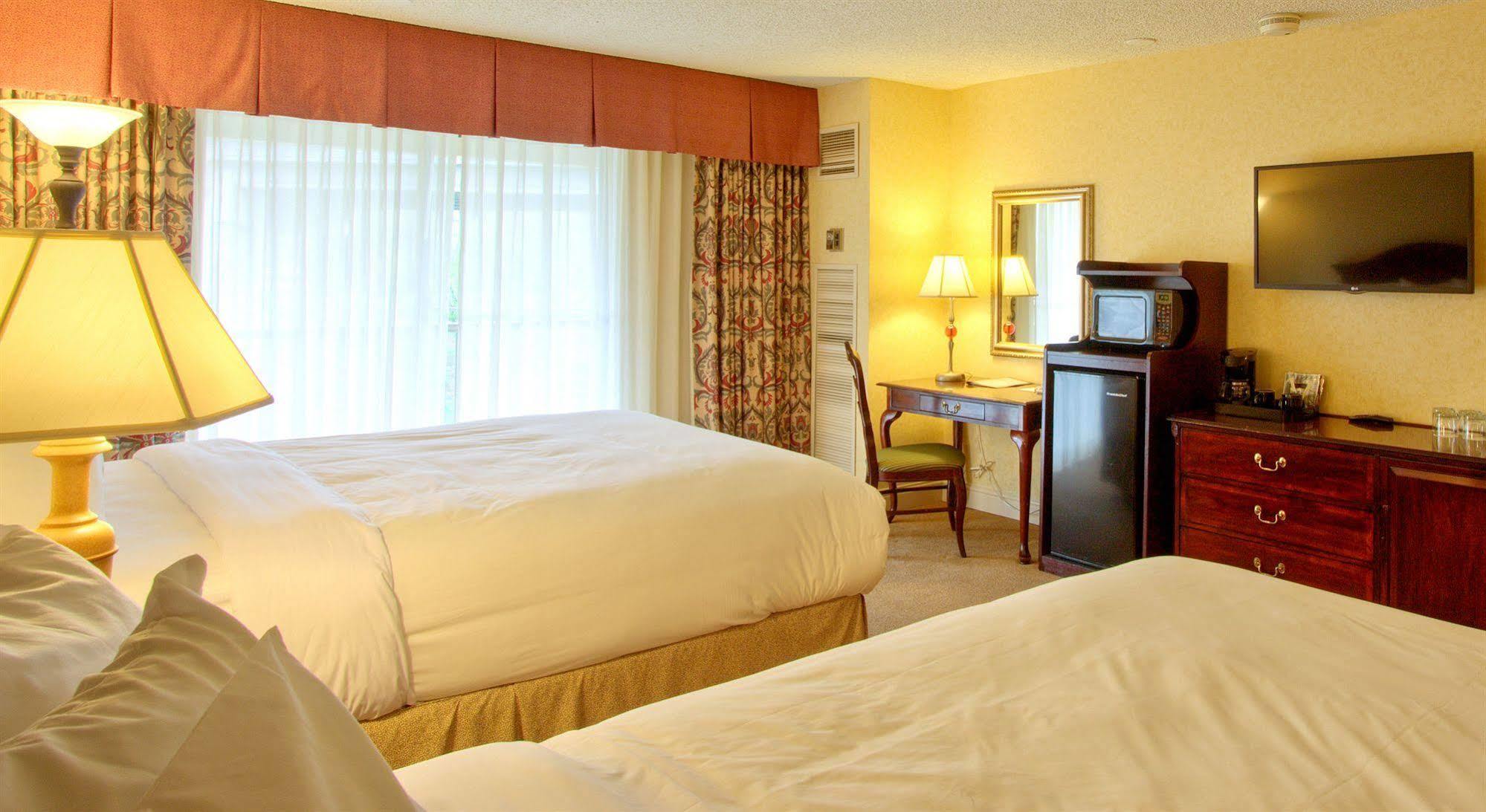 Inn At The Commons Medford Ngoại thất bức ảnh