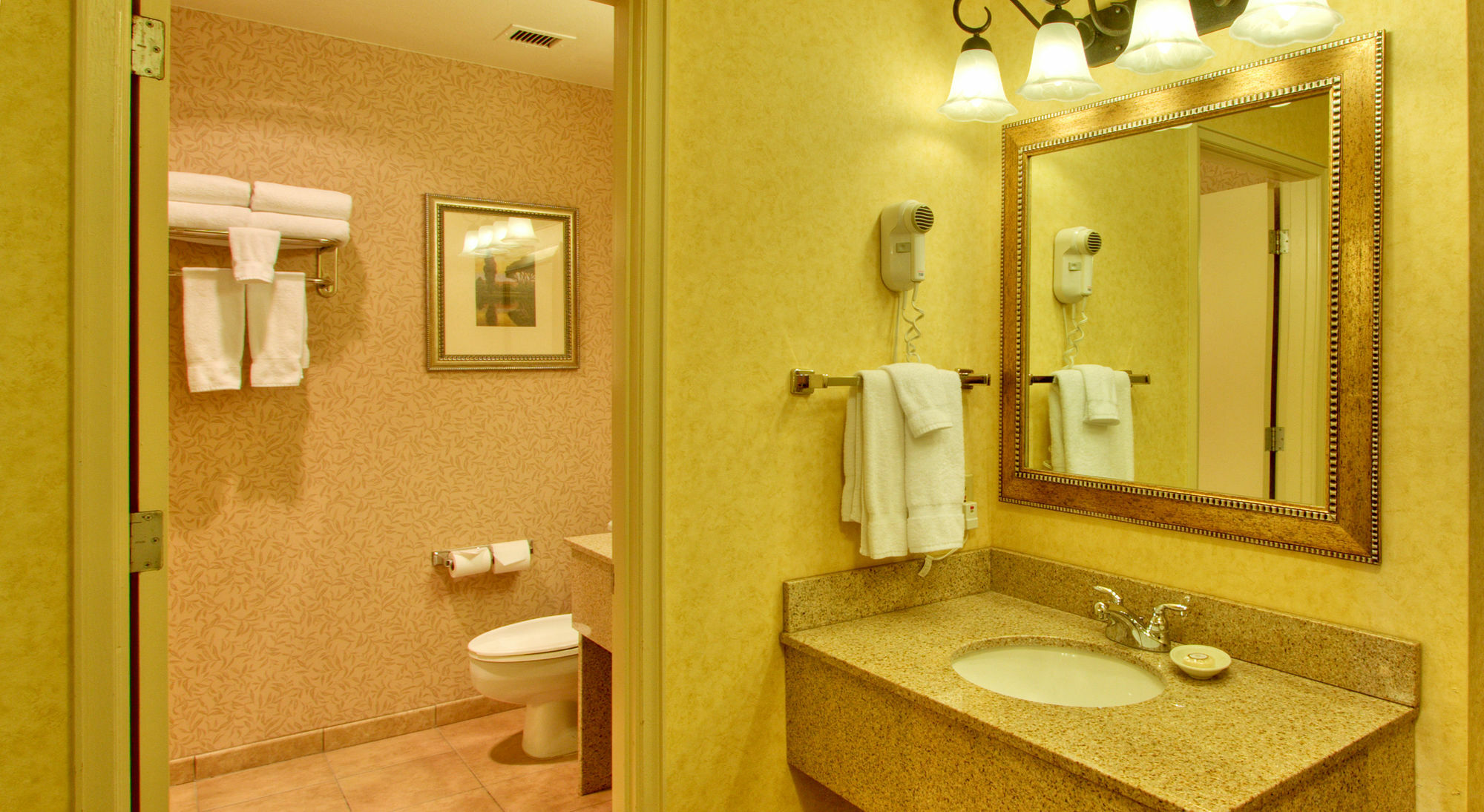 Inn At The Commons Medford Ngoại thất bức ảnh