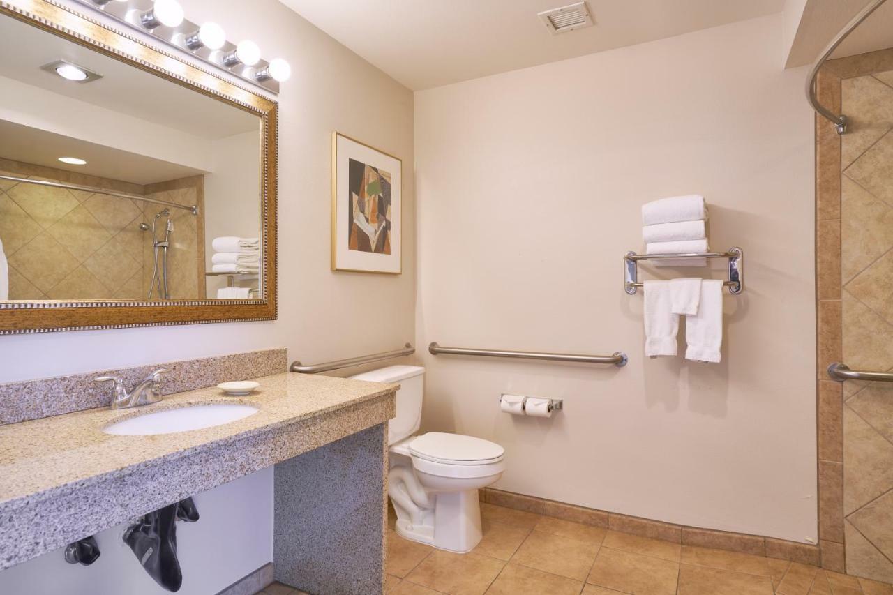 Inn At The Commons Medford Ngoại thất bức ảnh